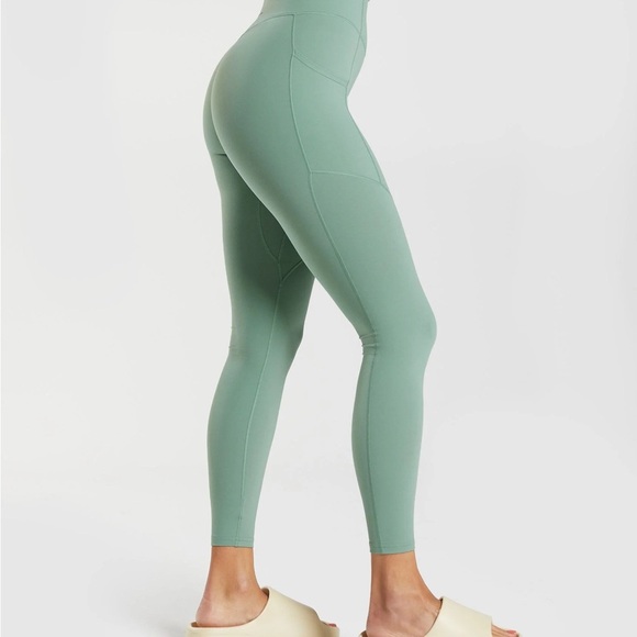 Gymshark Whitney Everyday Pocket Leggings - Picture 2 of 8